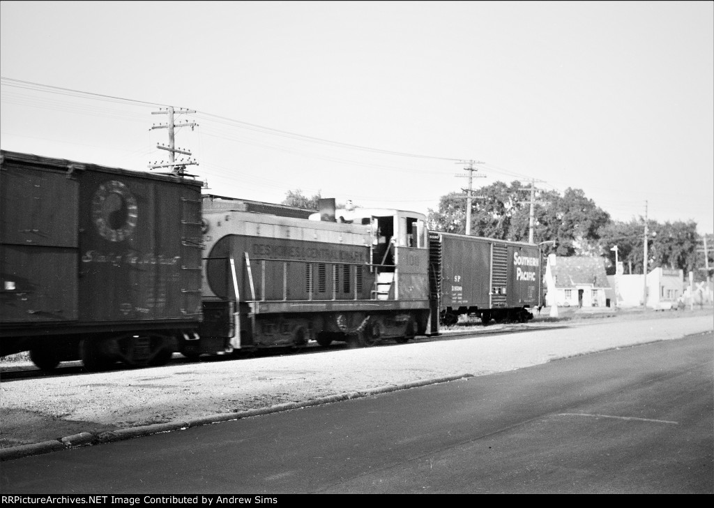 DMCI 100